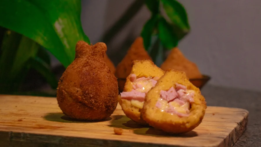 Dourado por Fora — Gastronomia & Produtos, fotografia de Kaio Mendes