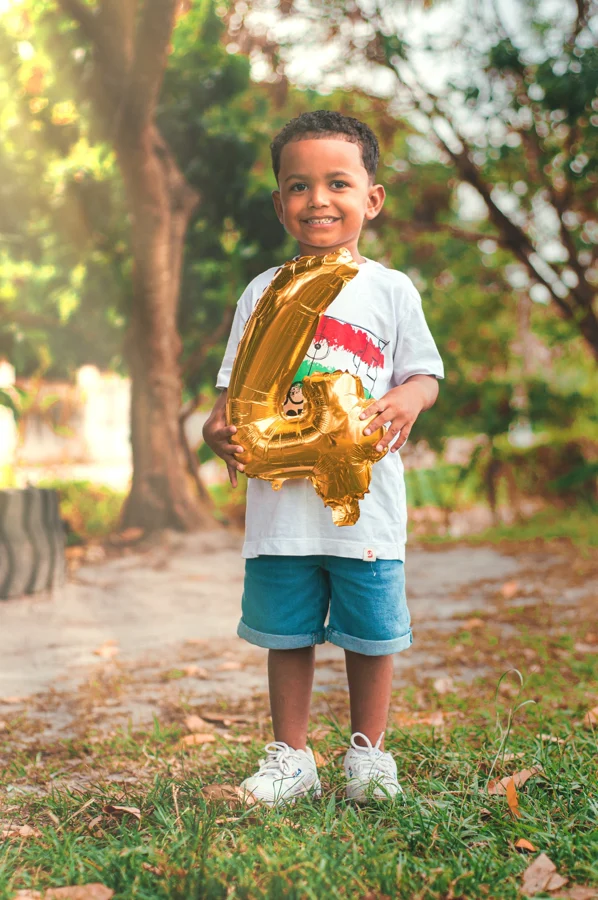 Quatro em Dourado — Ensaios, fotografia de Kaio Mendes